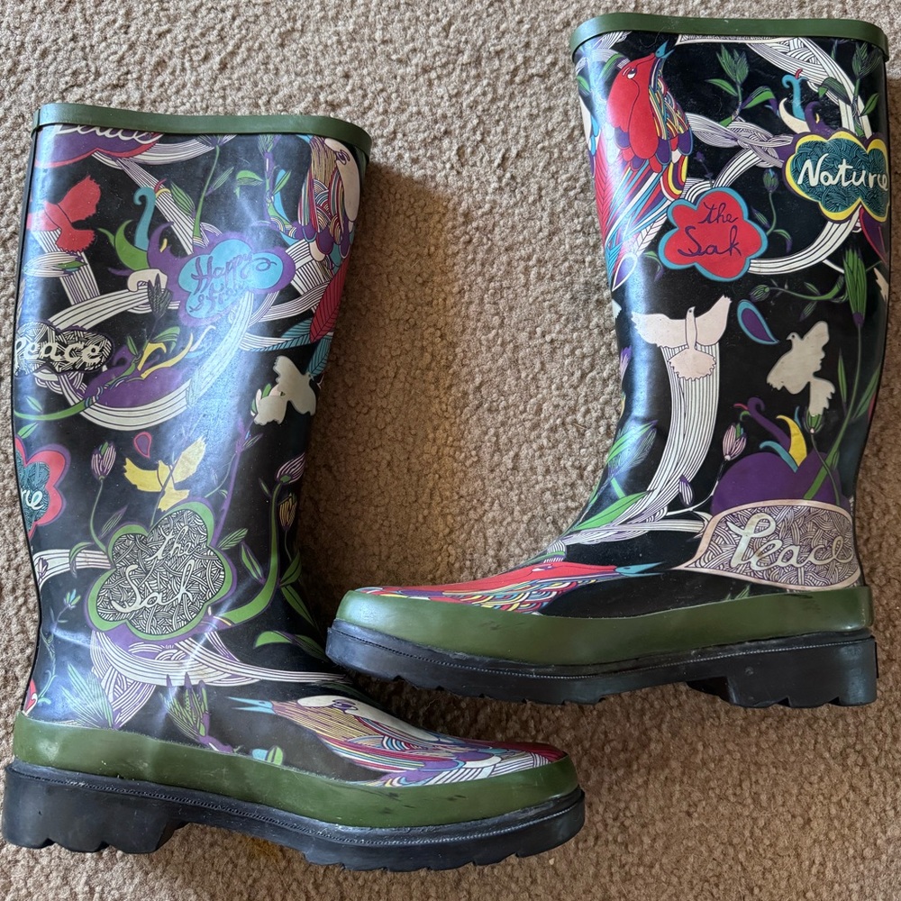 SAKROOTS Rain Boots Size 6